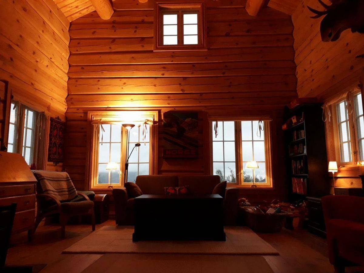 Blazerbu Four-Bedroom Chalet Myro Екстериор снимка