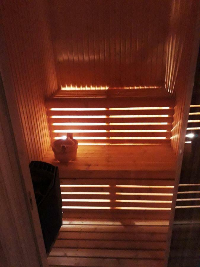 Blazerbu Four-Bedroom Chalet Myro Екстериор снимка