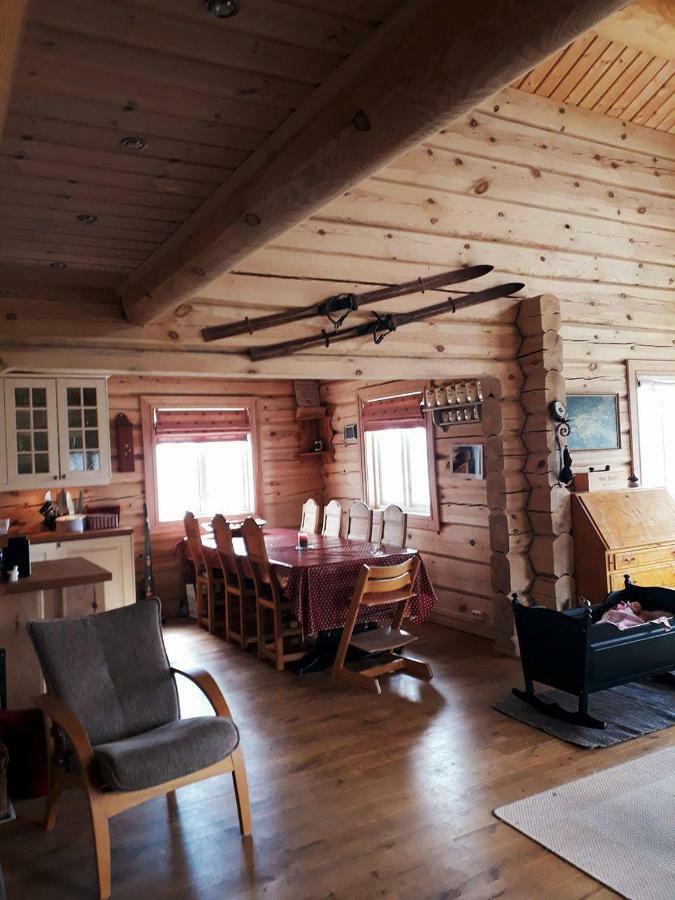 Blazerbu Four-Bedroom Chalet Myro Екстериор снимка